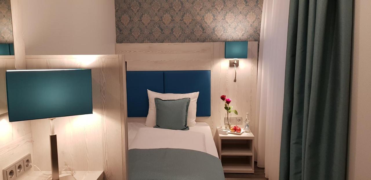 Hotel Budapester Hof Хамбург Екстериор снимка