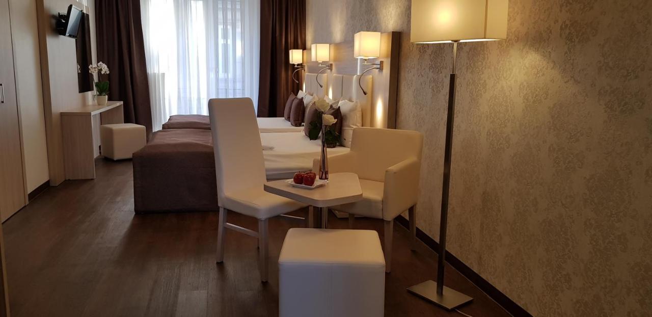 Hotel Budapester Hof Хамбург Екстериор снимка