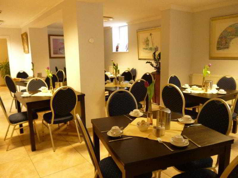 Hotel Budapester Hof Хамбург Екстериор снимка