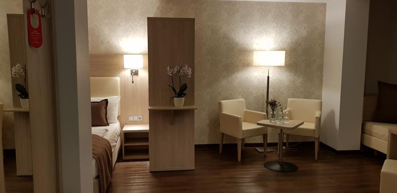 Hotel Budapester Hof Хамбург Екстериор снимка